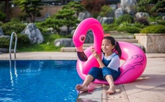 剧烈摇床运动视频